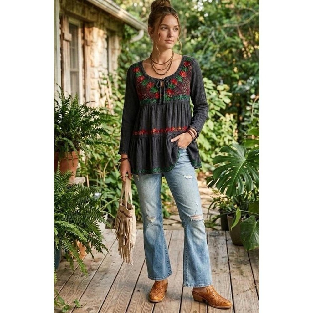 Sacred Threads Womens Embroidered Tunic Top Long Sleeve S/M